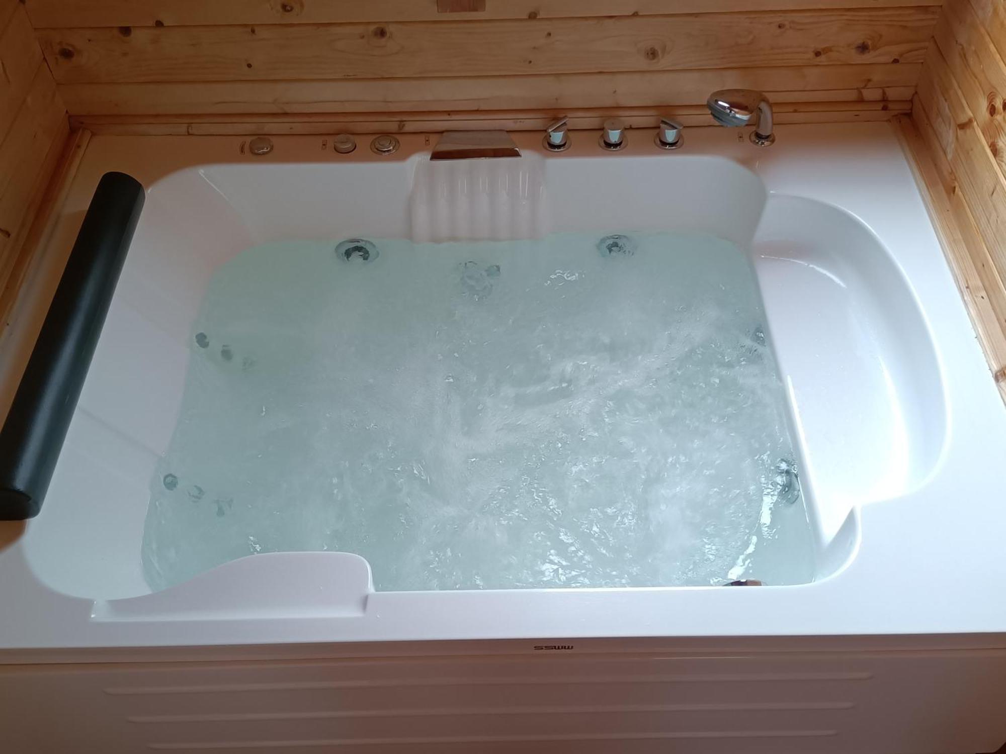 La Dehesilla De Toledo Escapada Romantica Jacuzzi Sillon Tantrico Cobisa ภายนอก รูปภาพ